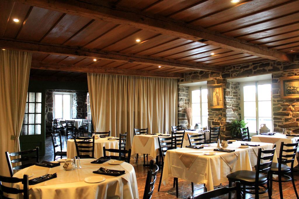 Les Ancetres Auberge & Restaurant St-Pierre-de-l'Île-d'Orléans Екстериор снимка